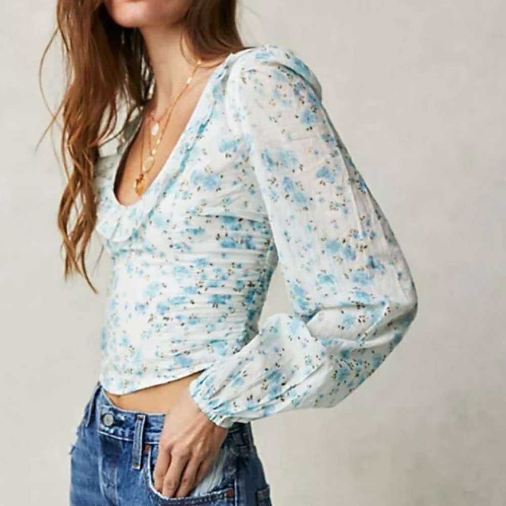Free people Floral Blue and White Women's crop  Top